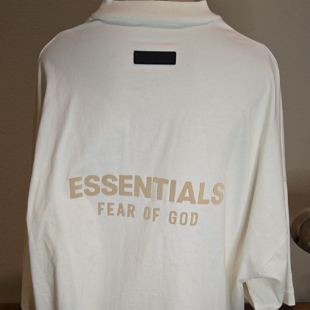 Fear‎ of God Essentials Cream Tee